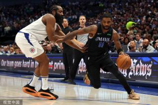 在这个具有 在这个具有