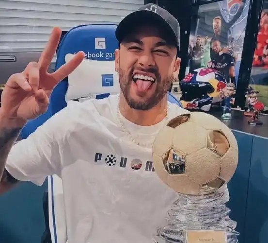 00万欧元 00万欧元